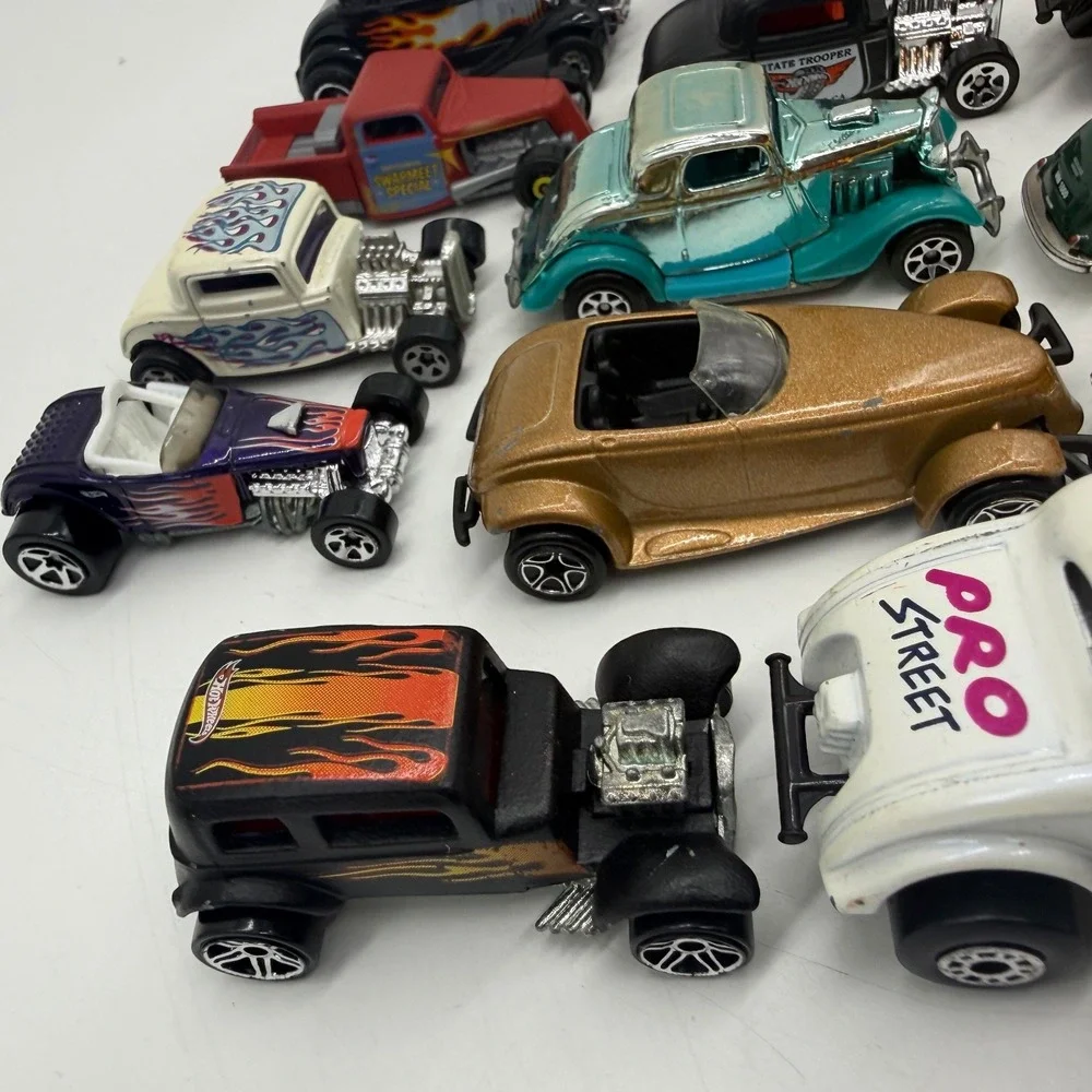 Hot Wheels Matchbox Ertl Diecast Hot Rod Street Rod Toy Car Lot of 20 Mixed Used